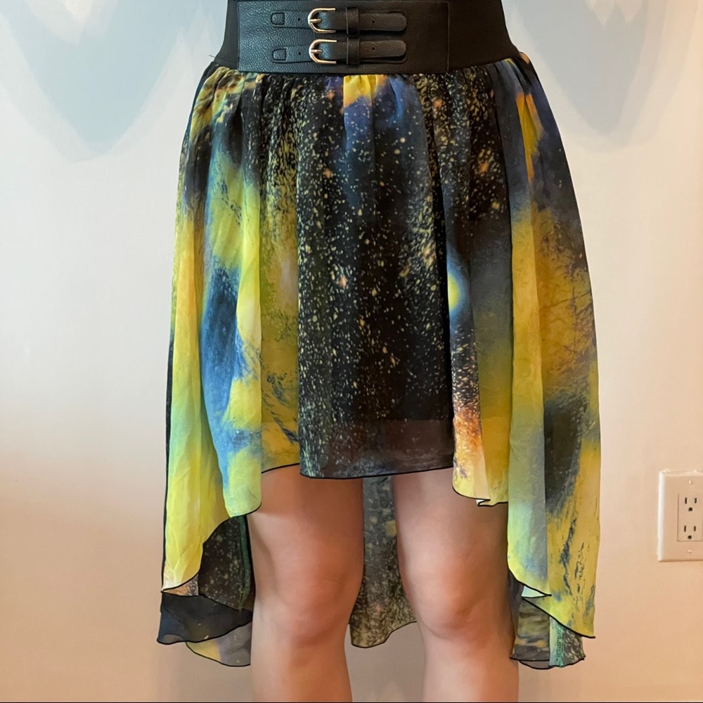 Galaxy high low skirt- S in great condition
